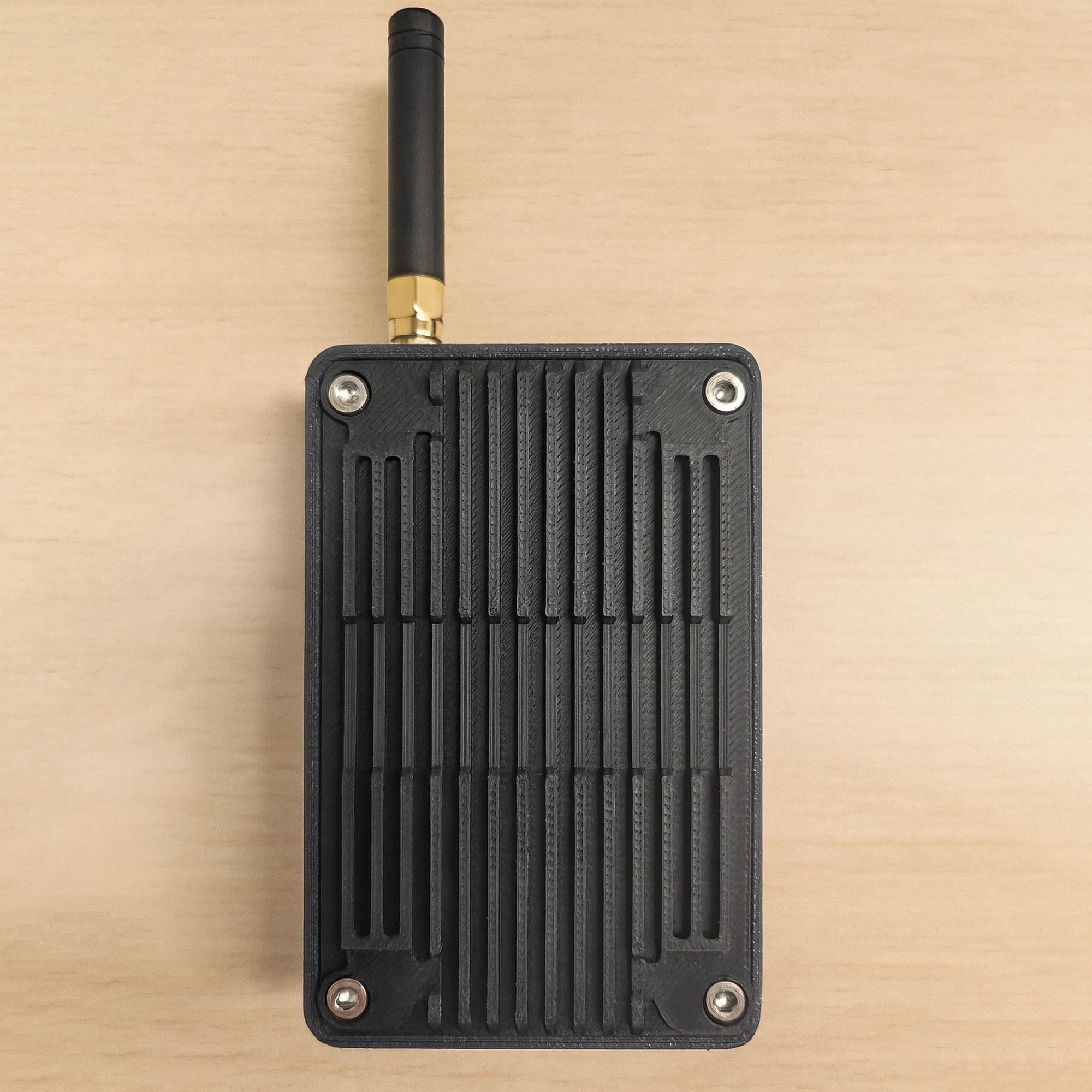 Meshtastic Node Heltec V3 LoRa with a Solid Сase – Plug & Play Off-Grid Radio