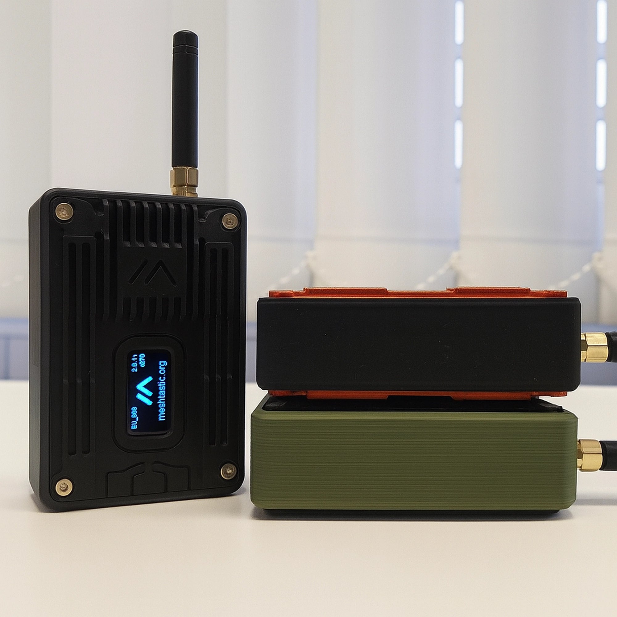 Meshtastic Node Heltec V3 LoRa with a Solid Сase – Plug & Play Off-Grid Radio